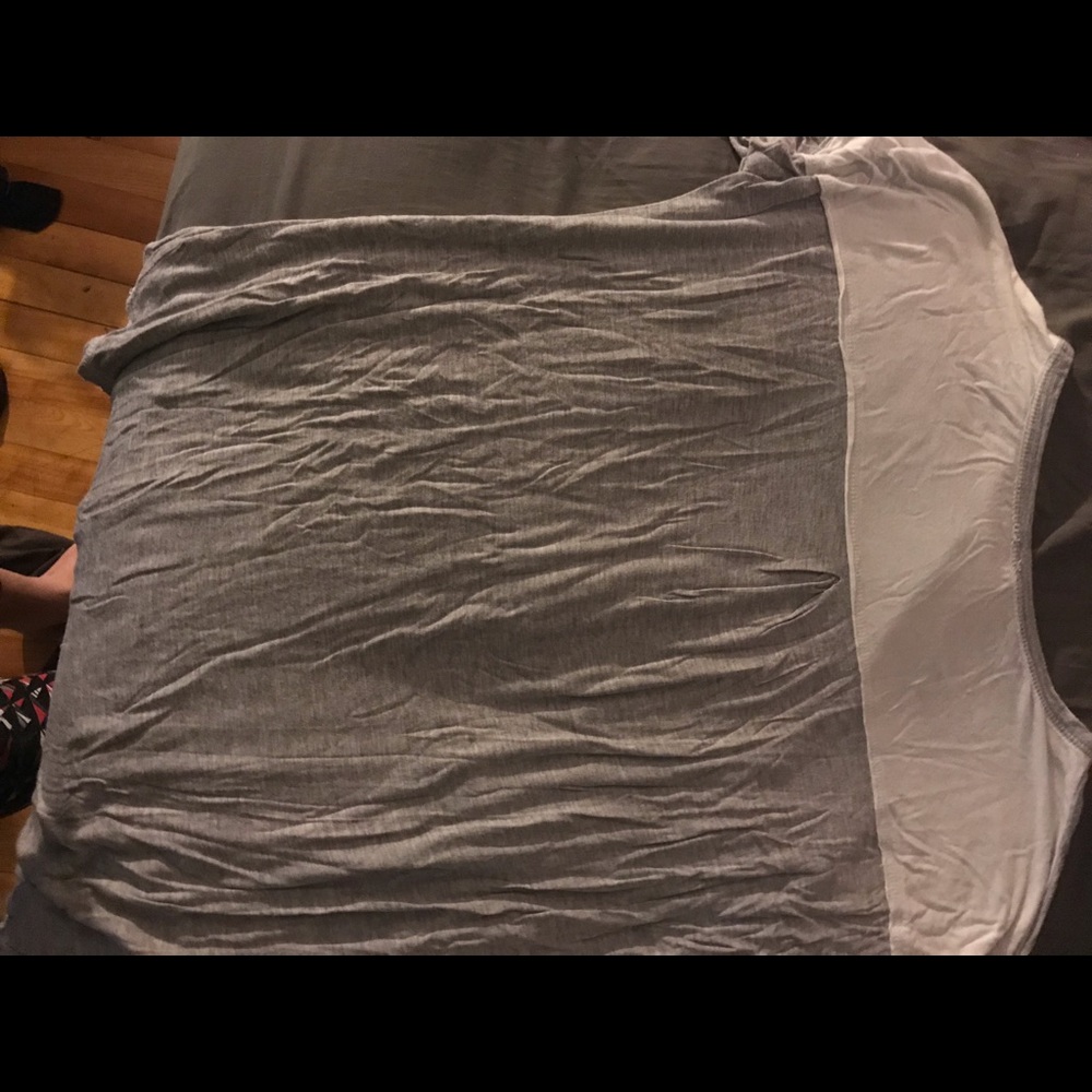 Pinkblush High/Low Maternity Top - Picture 2 of 4